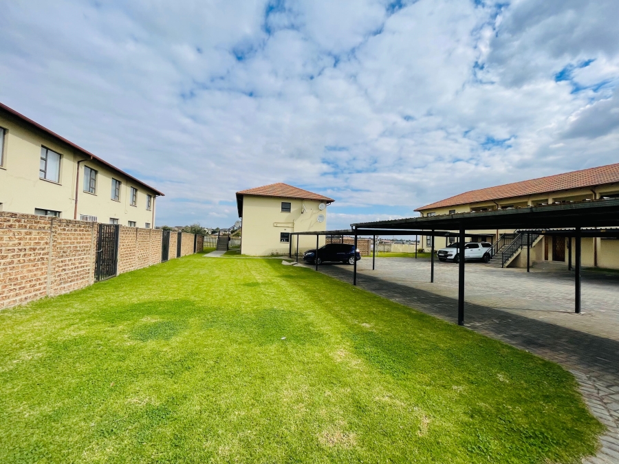 2 Bedroom Property for Sale in Parkrand Gauteng