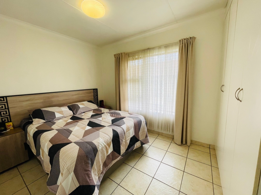 2 Bedroom Property for Sale in Parkrand Gauteng