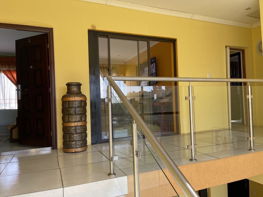 5 Bedroom Property for Sale in Eligwa Estate Gauteng