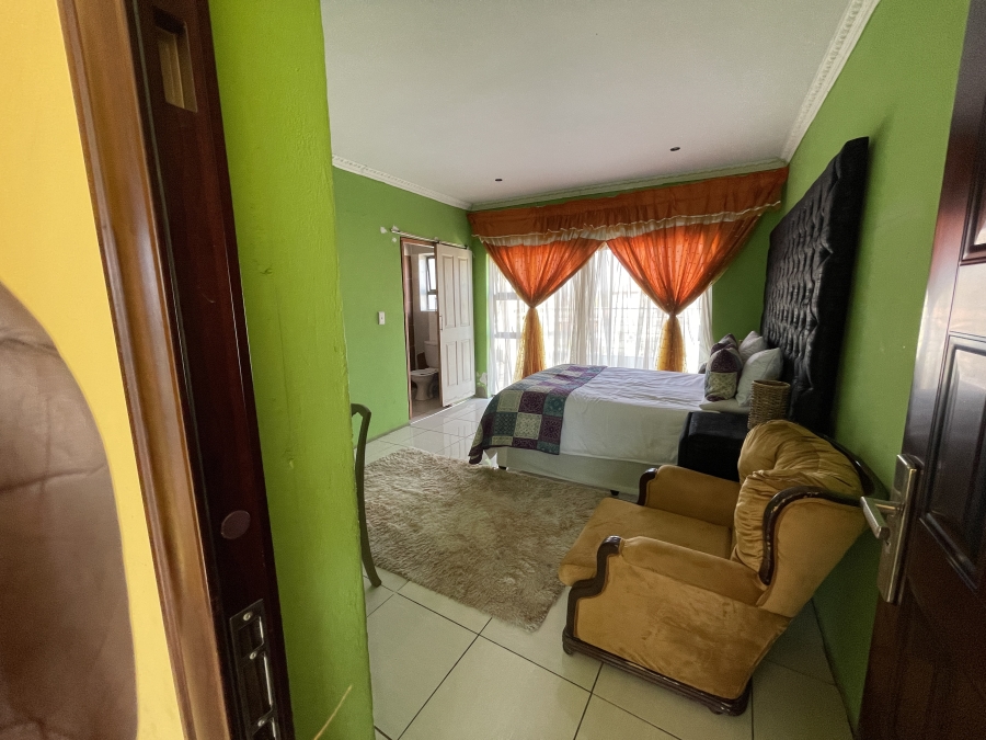 5 Bedroom Property for Sale in Eligwa Estate Gauteng