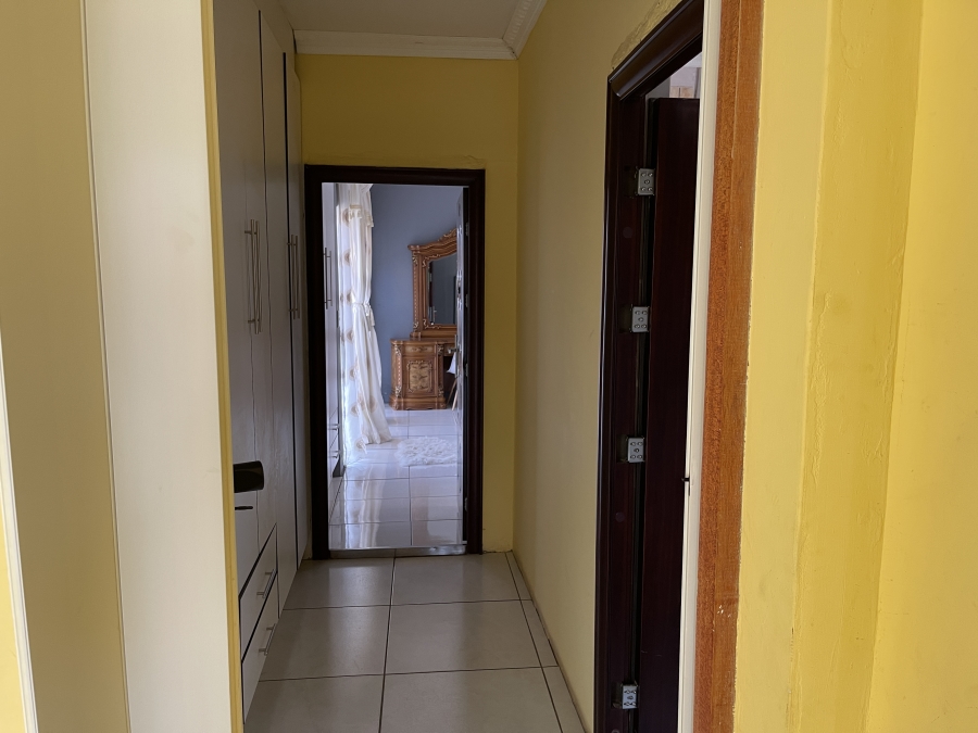 5 Bedroom Property for Sale in Eligwa Estate Gauteng