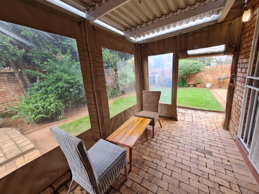 2 Bedroom Property for Sale in Olivedale Gauteng