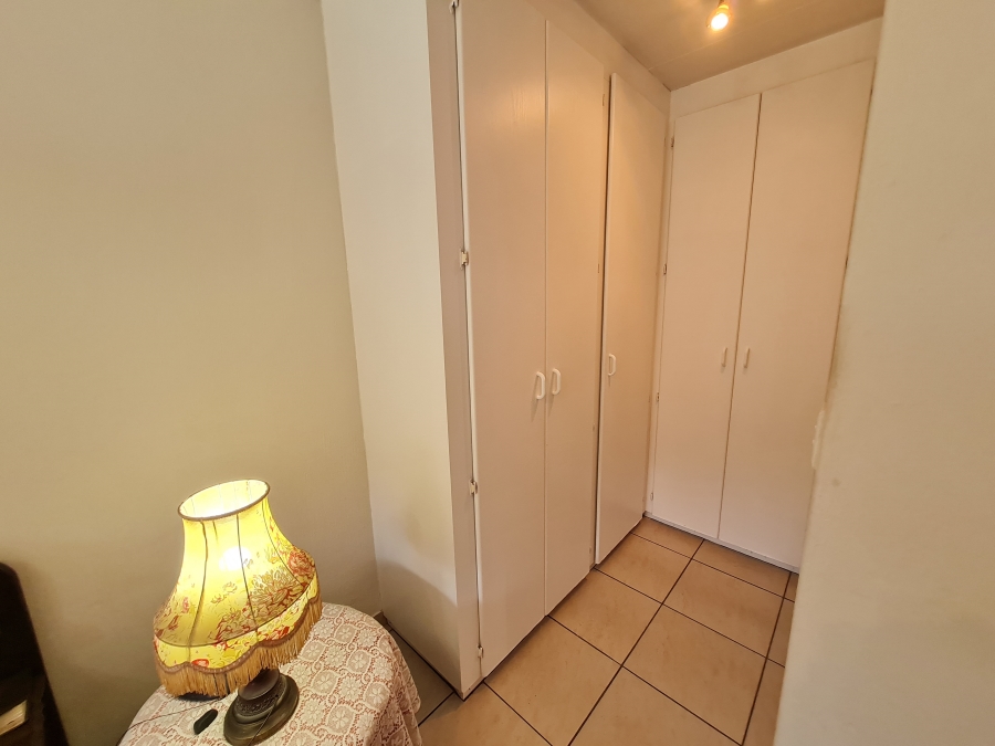 2 Bedroom Property for Sale in Olivedale Gauteng
