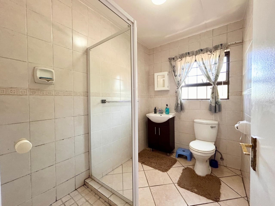 2 Bedroom Property for Sale in Sunninghill Gauteng