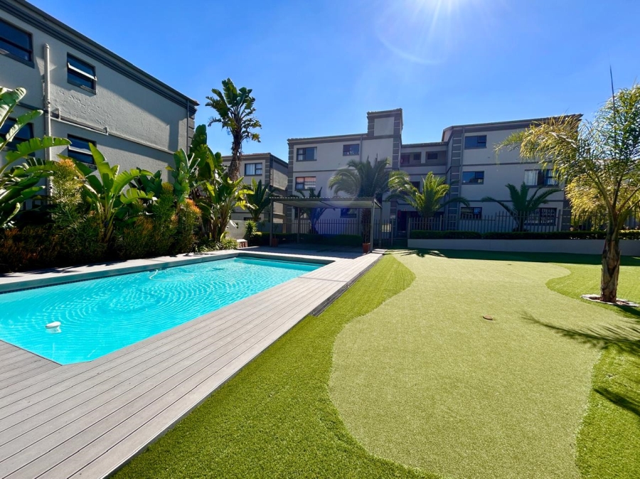 2 Bedroom Property for Sale in Sunninghill Gauteng