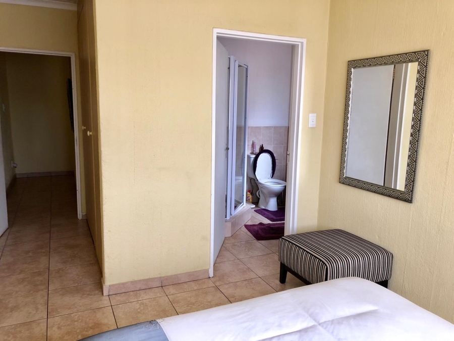 3 Bedroom Property for Sale in Vorna Valley Gauteng