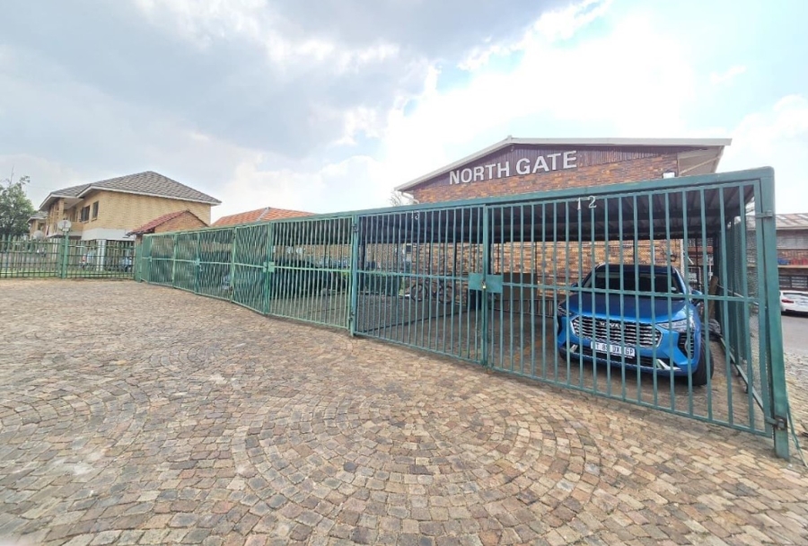 2 Bedroom Property for Sale in Crown Gauteng