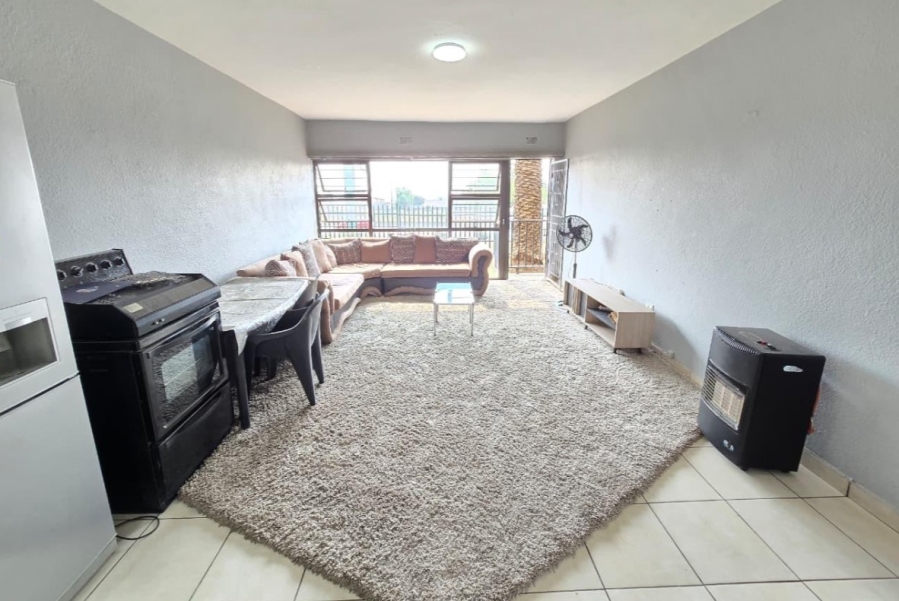 2 Bedroom Property for Sale in Crown Gauteng