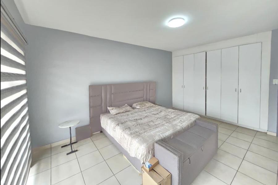 2 Bedroom Property for Sale in Crown Gauteng