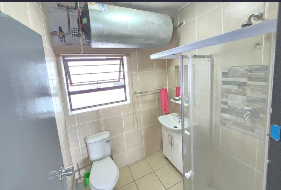 2 Bedroom Property for Sale in Crown Gauteng