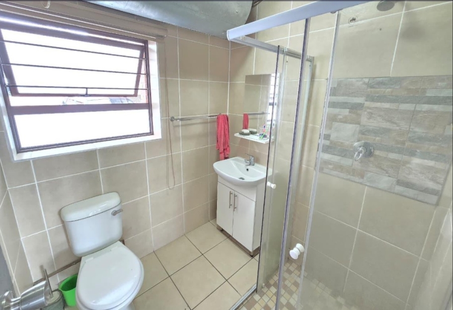 2 Bedroom Property for Sale in Crown Gauteng