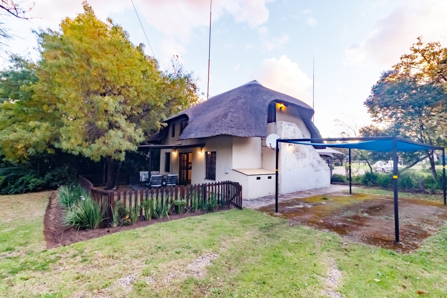 4 Bedroom Property for Sale in Randjesfontein A H Gauteng