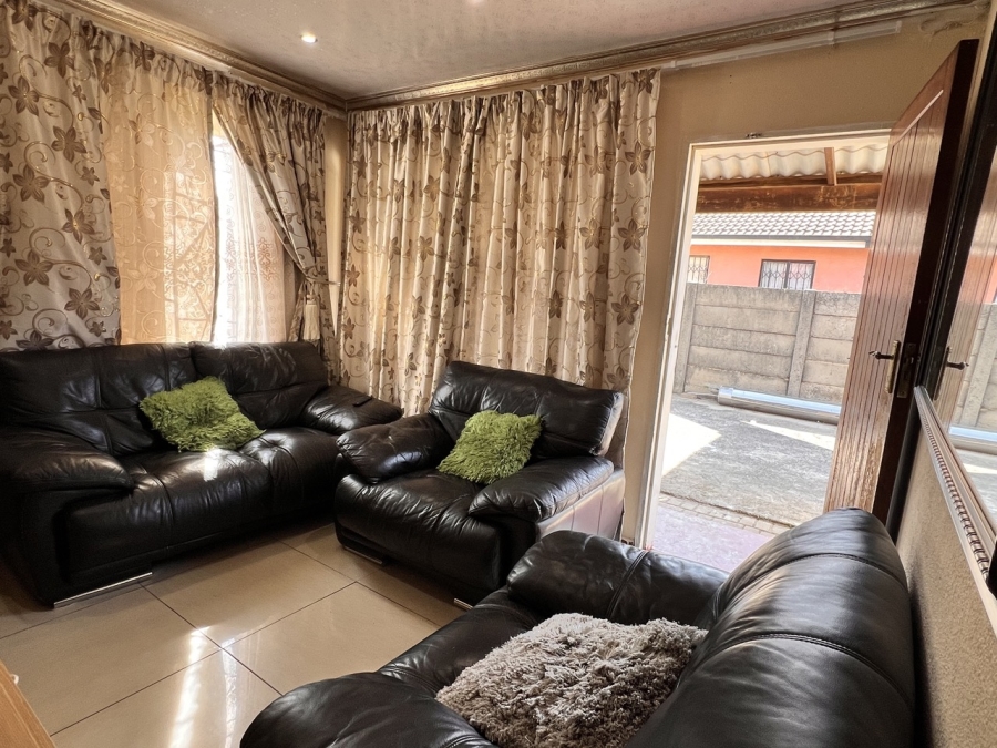 3 Bedroom Property for Sale in Sebokeng Zone 17 Gauteng