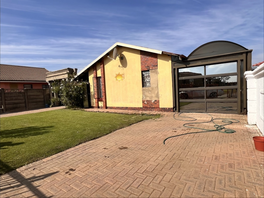 3 Bedroom Property for Sale in Sebokeng Zone 17 Gauteng