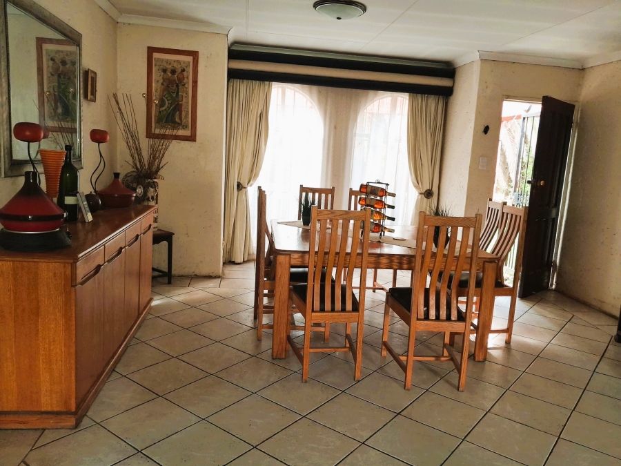 6 Bedroom Property for Sale in Austinview Gauteng
