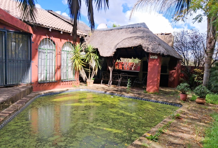 6 Bedroom Property for Sale in Austinview Gauteng