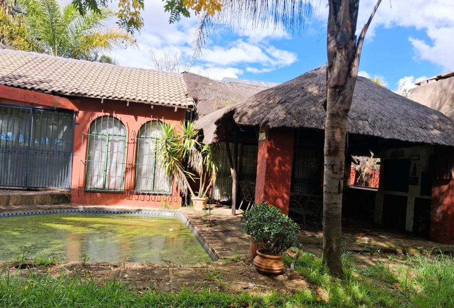 6 Bedroom Property for Sale in Austinview Gauteng