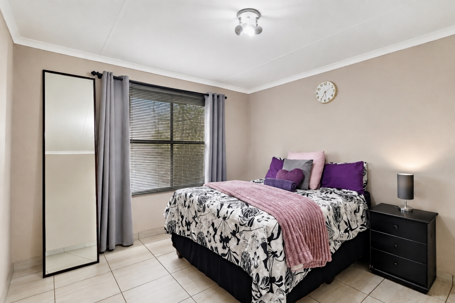 2 Bedroom Property for Sale in Vorna Valley Gauteng