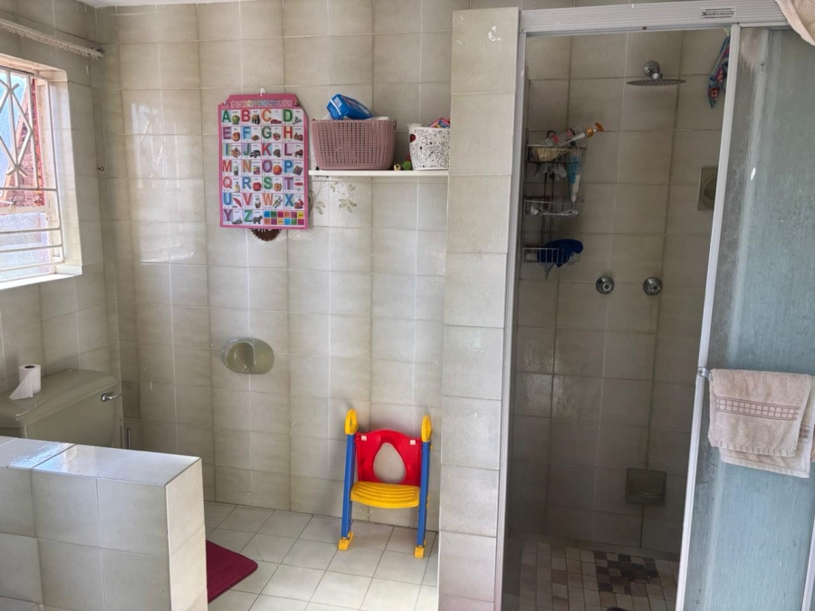 4 Bedroom Property for Sale in Oakdene Gauteng