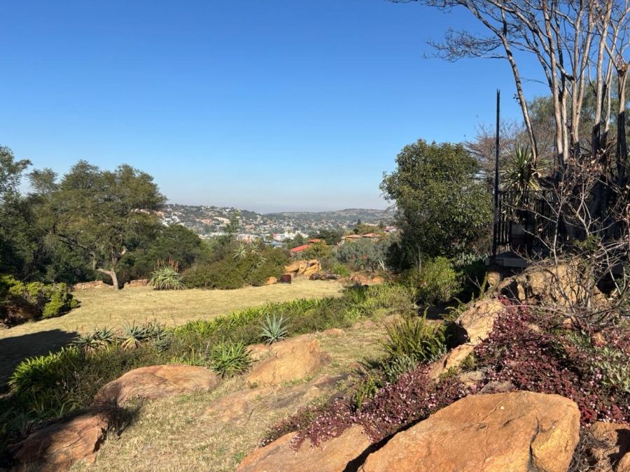 8 Bedroom Property for Sale in Oakdene Gauteng
