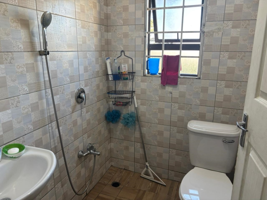 8 Bedroom Property for Sale in Oakdene Gauteng