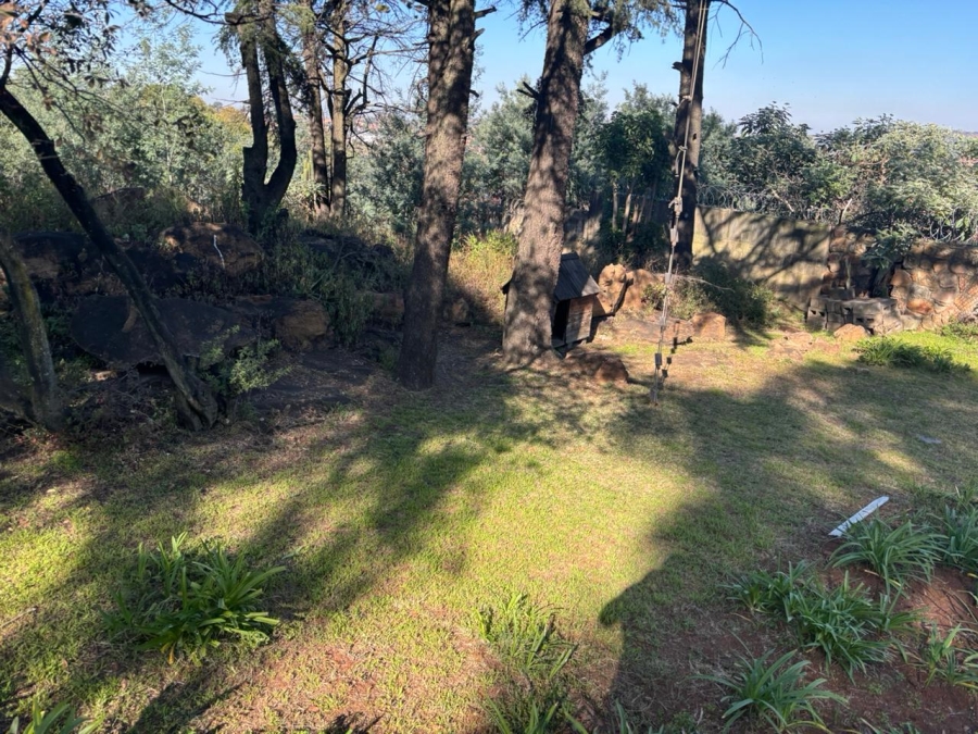 8 Bedroom Property for Sale in Oakdene Gauteng