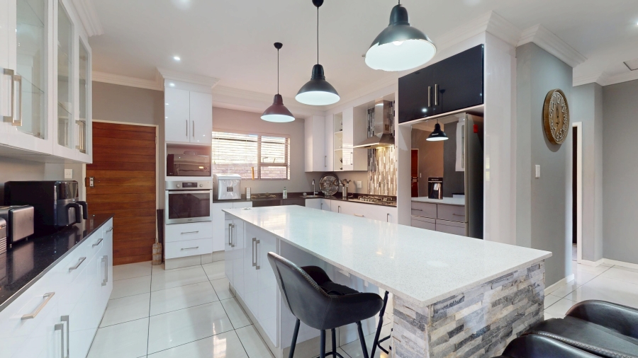 3 Bedroom Property for Sale in Jansenpark Gauteng