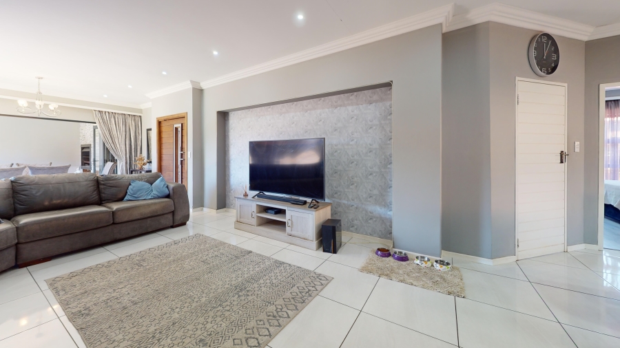 3 Bedroom Property for Sale in Jansenpark Gauteng