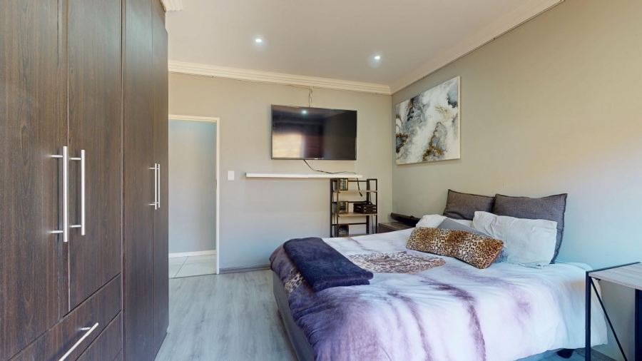 3 Bedroom Property for Sale in Jansenpark Gauteng