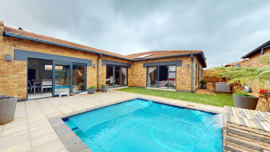 3 Bedroom Property for Sale in Jansenpark Gauteng