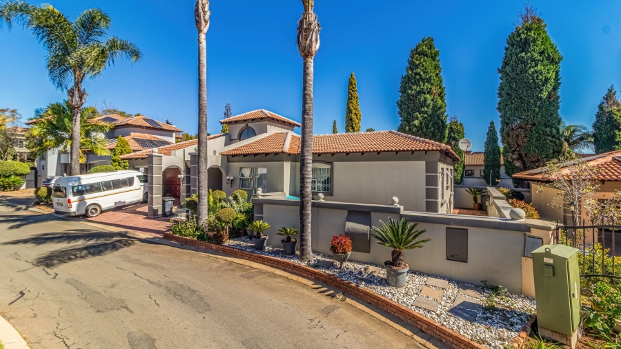 3 Bedroom Property for Sale in Bedfordview Gauteng