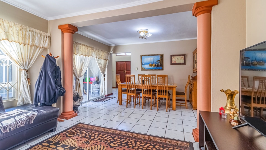 3 Bedroom Property for Sale in Bedfordview Gauteng