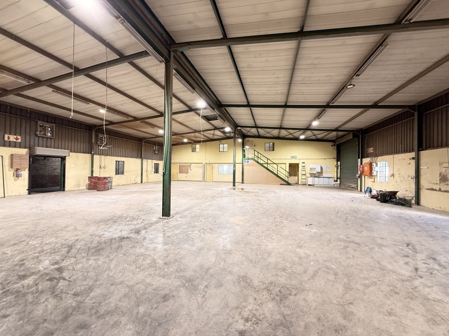 To Let Commercial Property for Rent in Rooihuiskraal Gauteng