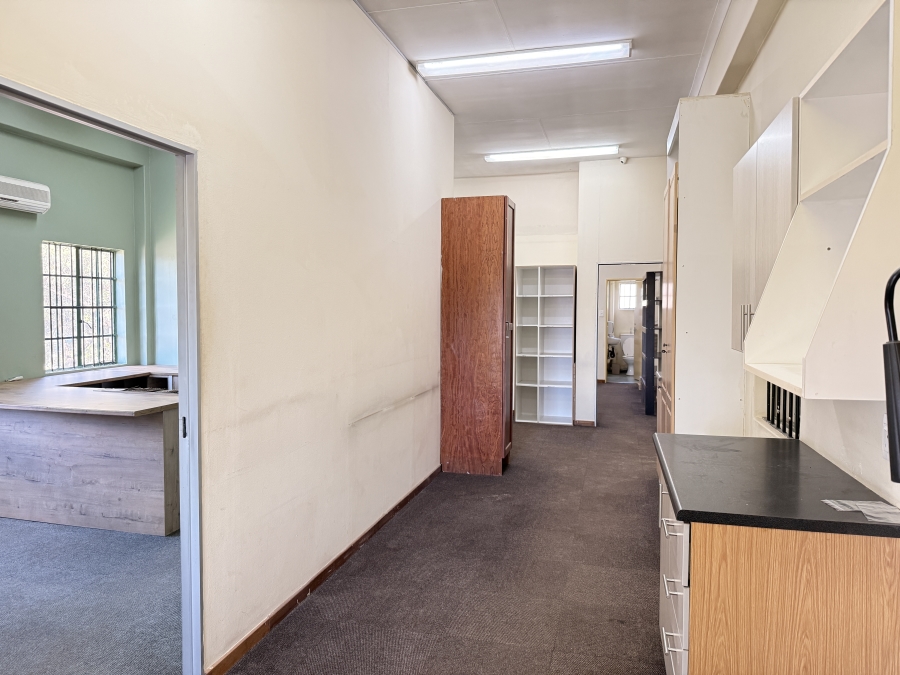 To Let Commercial Property for Rent in Rooihuiskraal Gauteng