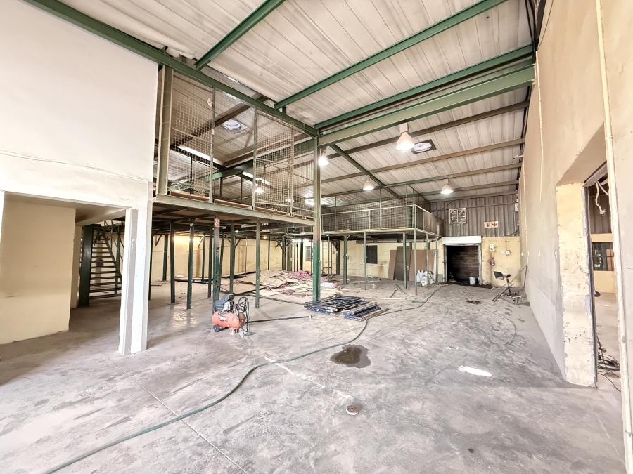 To Let Commercial Property for Rent in Rooihuiskraal Gauteng