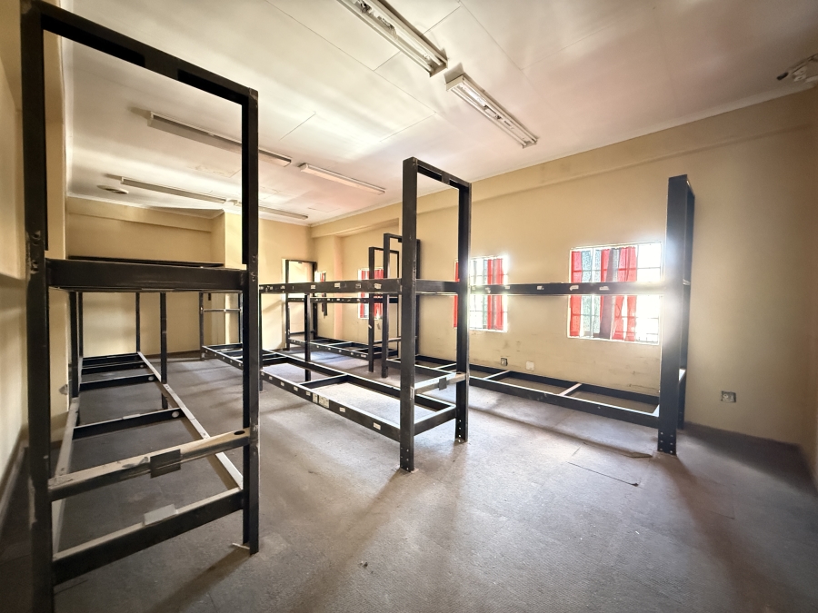 To Let Commercial Property for Rent in Rooihuiskraal Gauteng