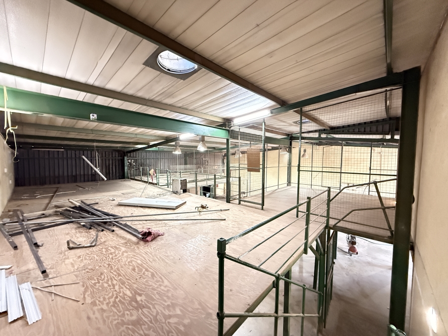 To Let Commercial Property for Rent in Rooihuiskraal Gauteng