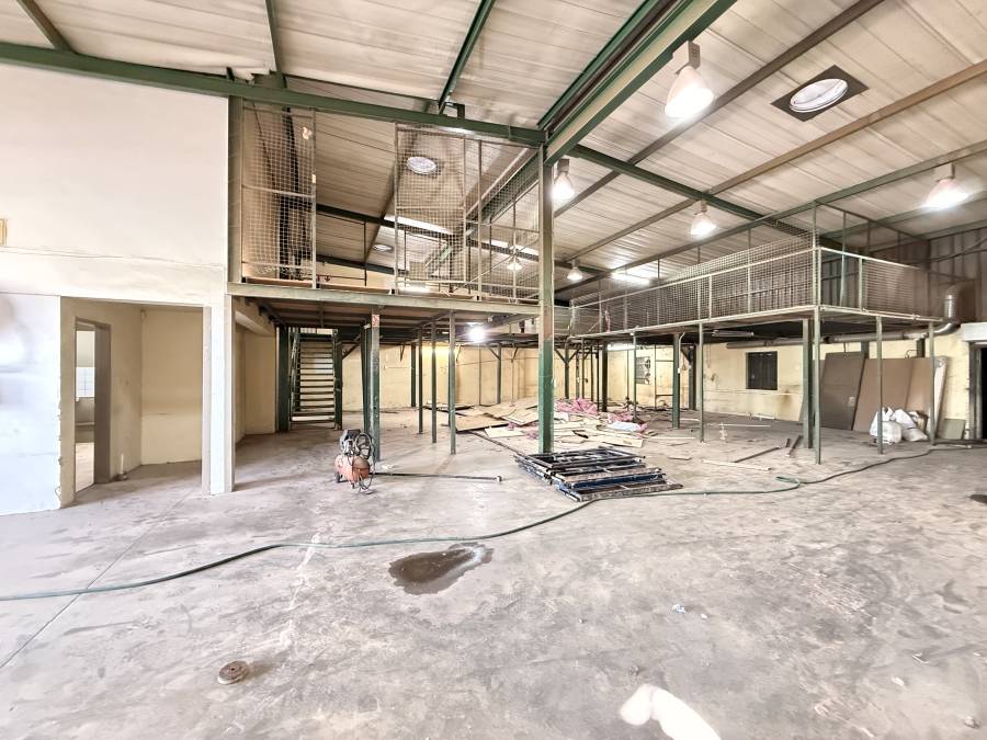 To Let Commercial Property for Rent in Rooihuiskraal Gauteng