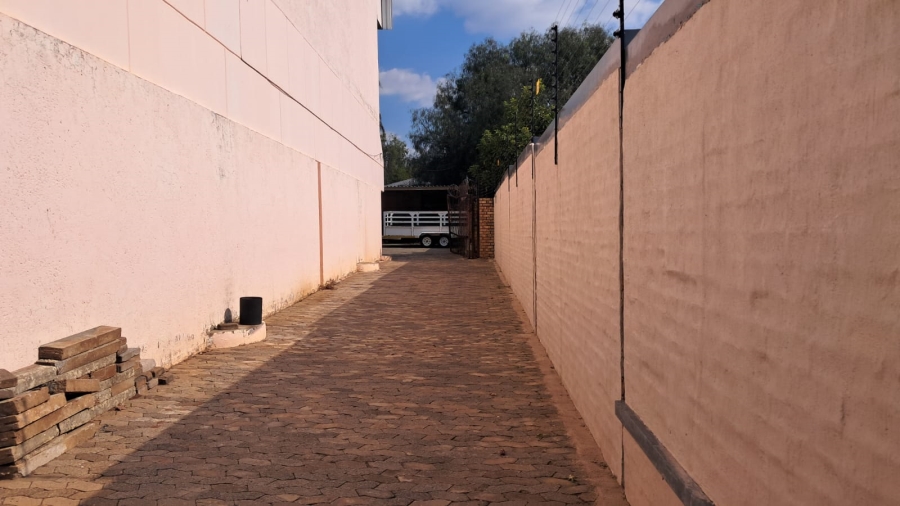Commercial Property for Sale in Lyttelton Manor Gauteng