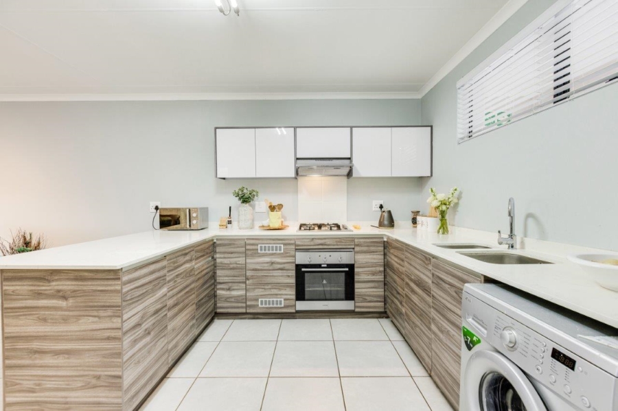 2 Bedroom Property for Sale in Rynfield Gauteng