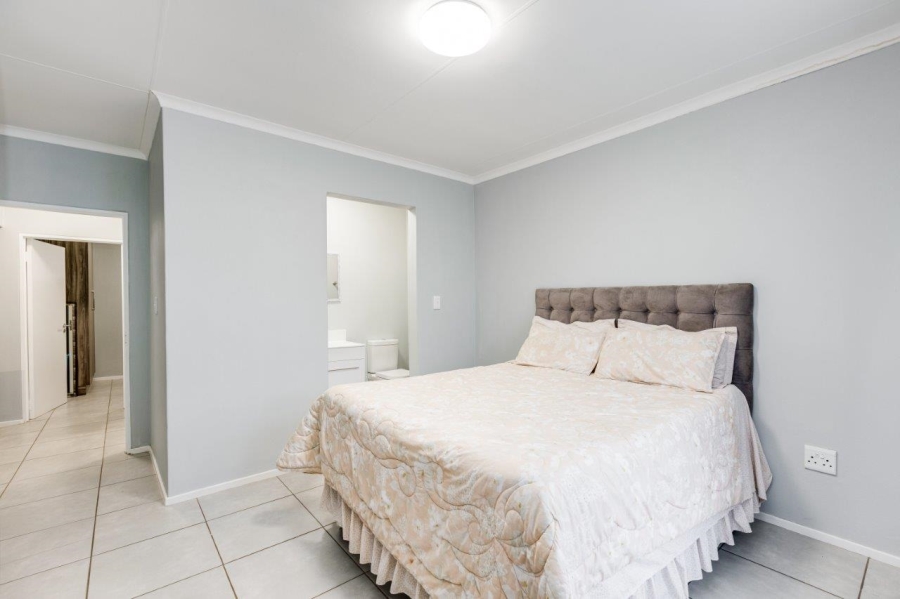 2 Bedroom Property for Sale in Rynfield Gauteng