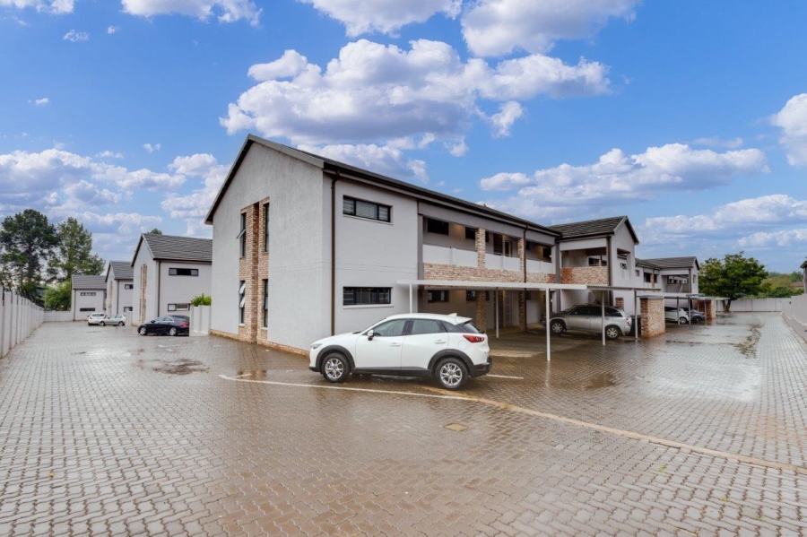 2 Bedroom Property for Sale in Rynfield Gauteng