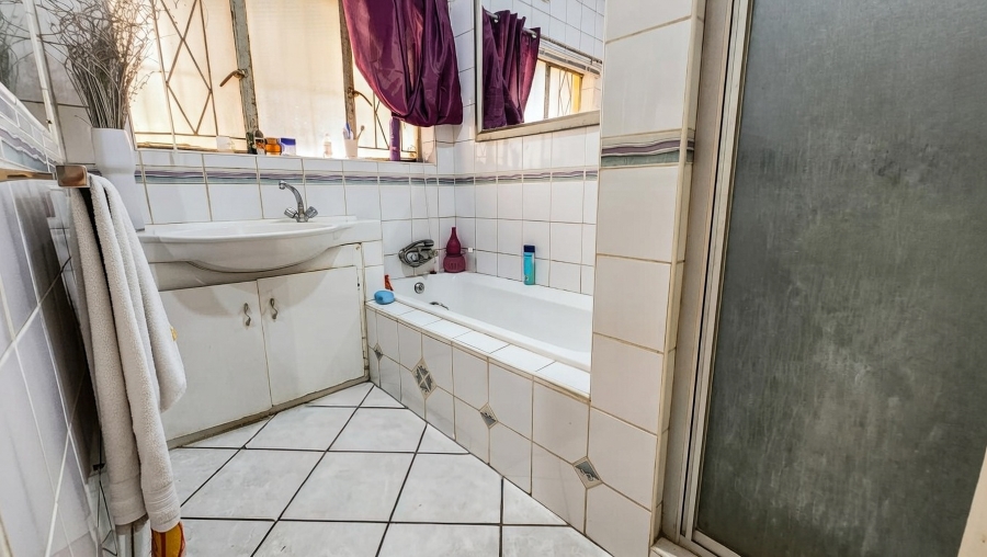 3 Bedroom Property for Sale in Vanderbijlpark SW 1 Gauteng