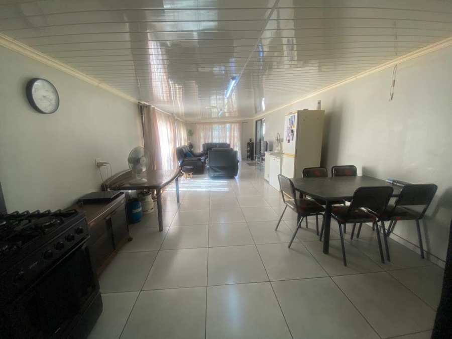 5 Bedroom Property for Sale in Mullerstuine Gauteng