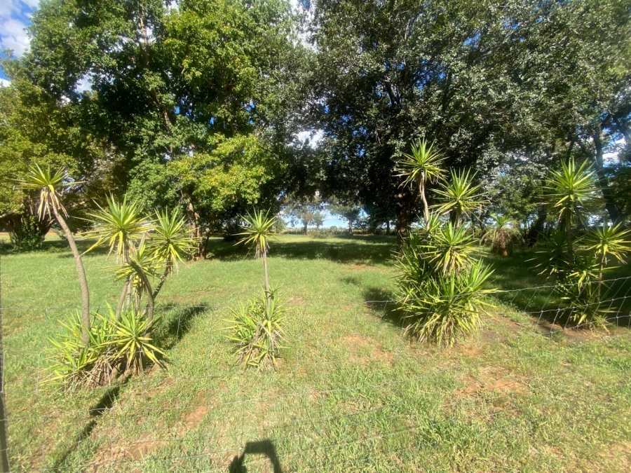 5 Bedroom Property for Sale in Mullerstuine Gauteng