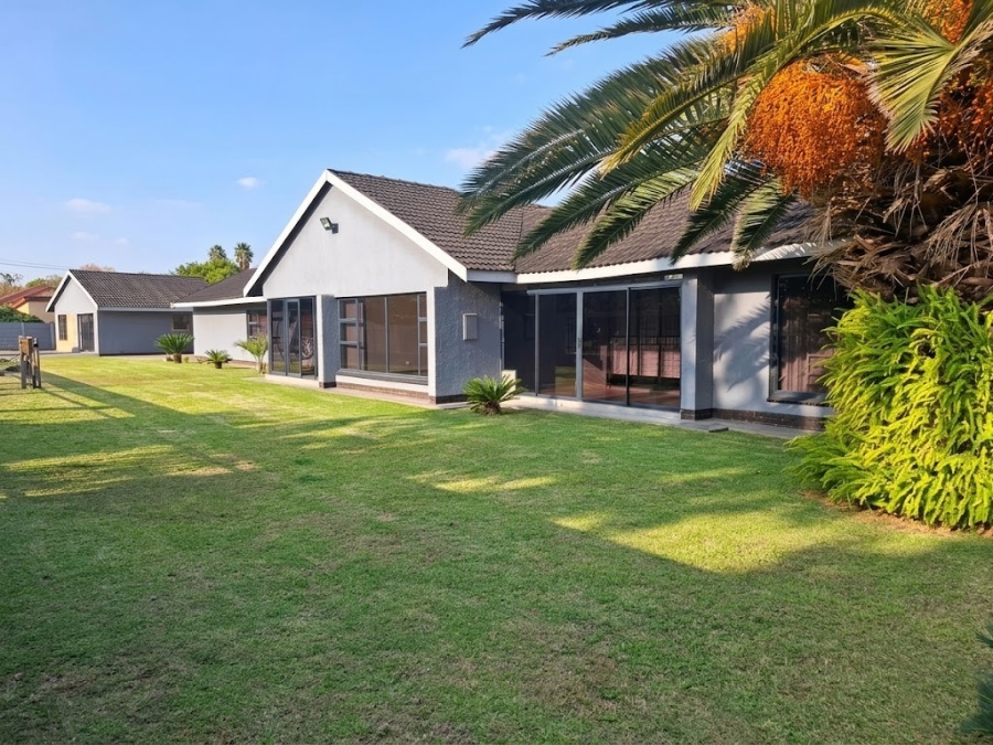 4 Bedroom Property for Sale in Sonland Park Gauteng