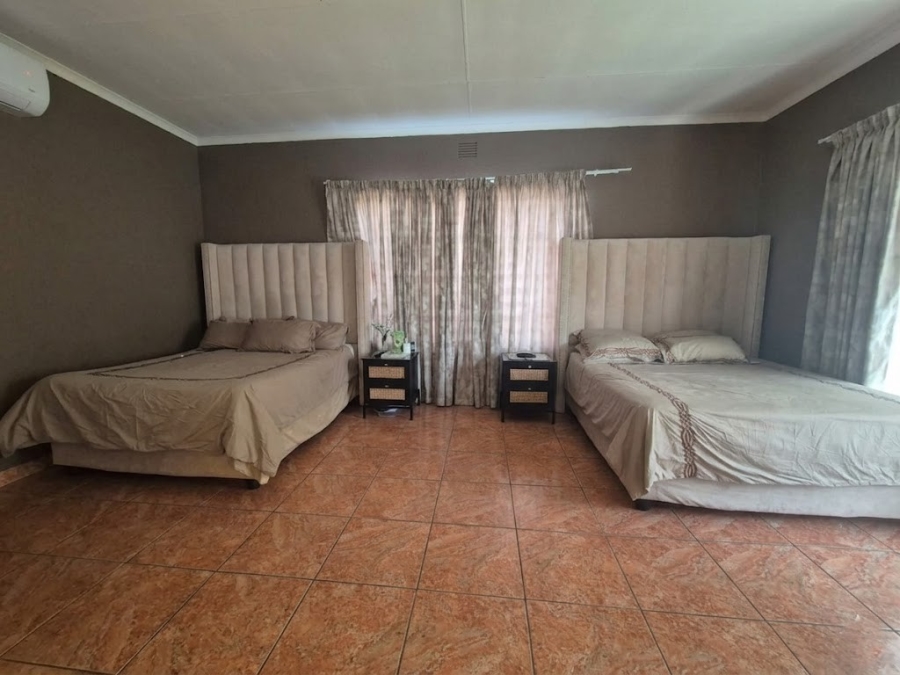 4 Bedroom Property for Sale in Sonland Park Gauteng