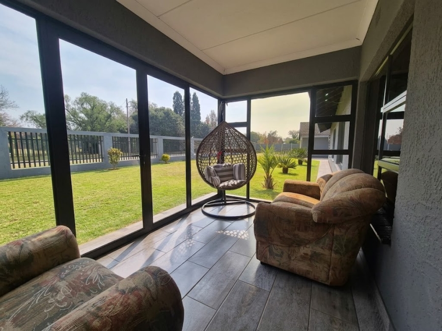 4 Bedroom Property for Sale in Sonland Park Gauteng