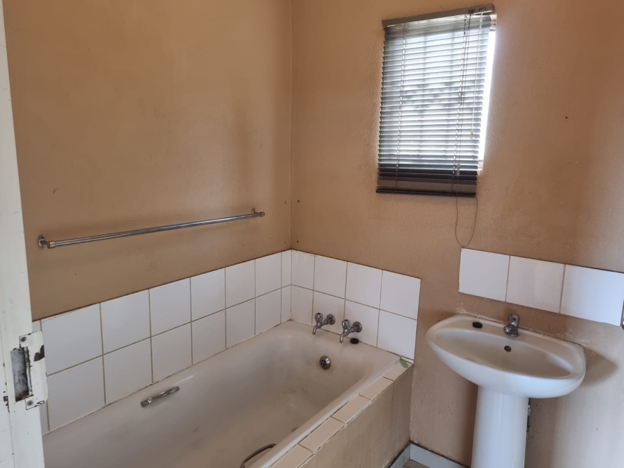 2 Bedroom Property for Sale in Evaton West Gauteng