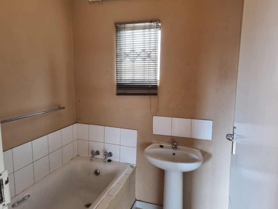 2 Bedroom Property for Sale in Evaton West Gauteng